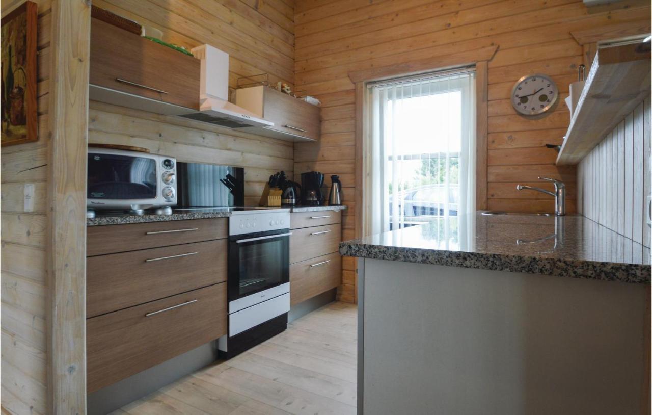 3 Bedroom Cozy Home In Хеммет Экстерьер фото
